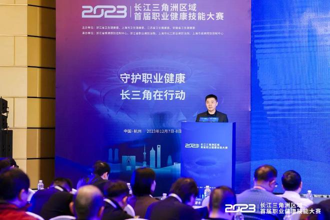 高的荣誉创 高的荣誉创