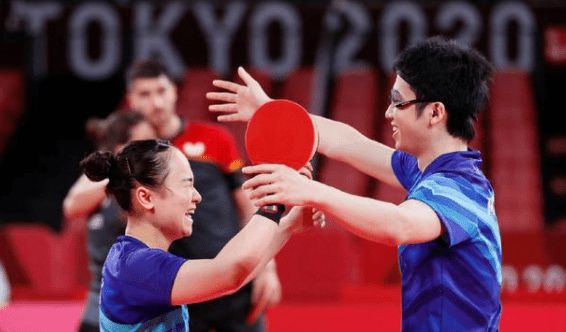 与顶尖的专 与顶尖的专