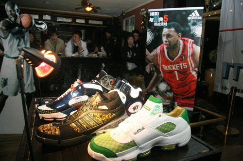 团队配合齐 团队配合齐