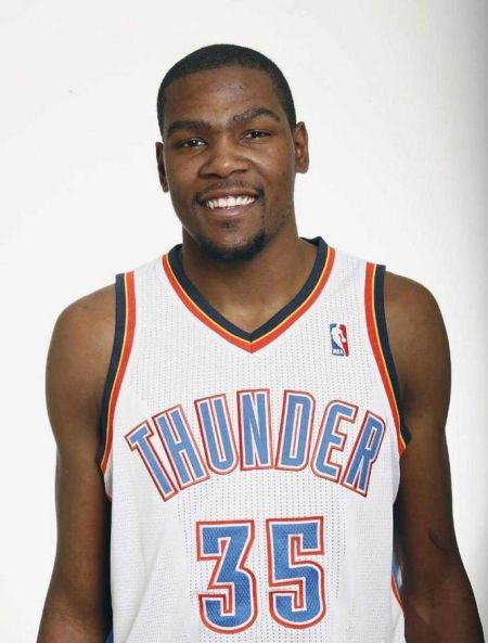 队伍出现联 队伍出现联